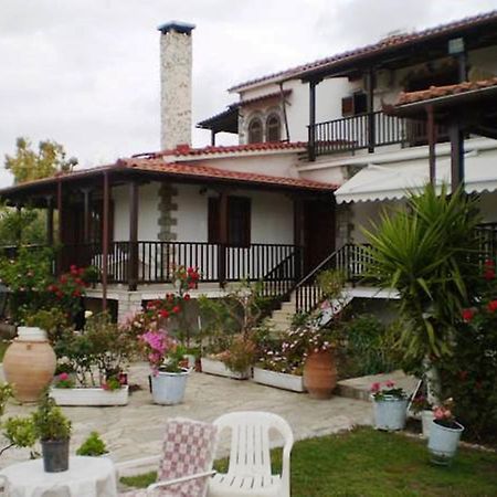 Nireas Apartment Nea Skioni Luaran gambar