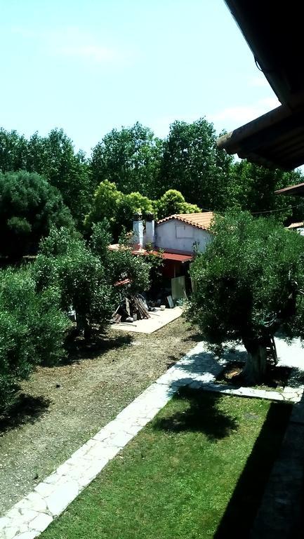 Nireas Apartment Nea Skioni Luaran gambar