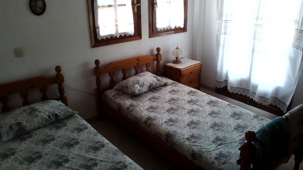 Nireas Apartment Nea Skioni Luaran gambar