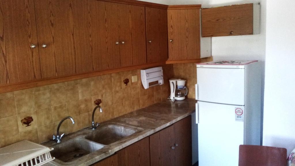 Nireas Apartment Nea Skioni Luaran gambar