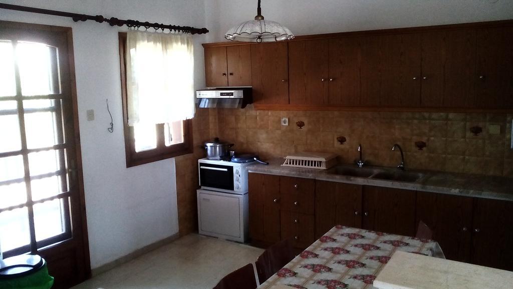 Nireas Apartment Nea Skioni Luaran gambar